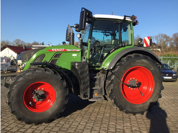 Tracteur agricole FENDT 724 Vario