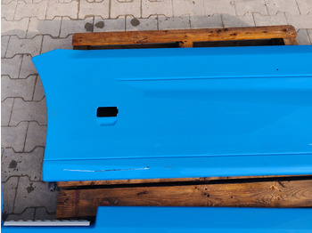 Pièces de rechange RENAULT RANGE T EURO 6 / SIDE SPOILERS SET: photos 5 Pièces de rechange RENAULT RANGE T EURO 6 / SIDE SPOILERS SET: photos 5