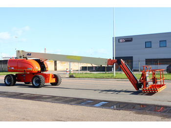 Nacelle télescopique JLG