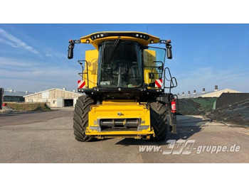 Moissonneuse-batteuse New Holland CR9.90: photos 4