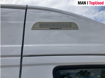 Fourgon utilitaire MAN TGE 3.180 4X2F SB: photos 4