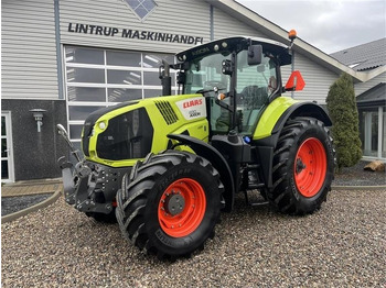 Tracteur agricole Claas Axion 830 med frontlift og front PTO: photos 4 Tracteur agricole Claas Axion 830 med frontlift og front PTO: photos 4