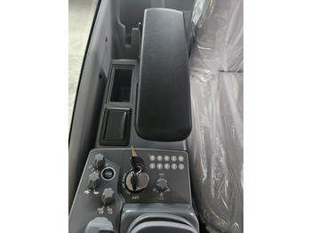 Cabine pour Engins de chantier neuf Hitachi ZX-5 ZX-6 - YA00037712: photos 2