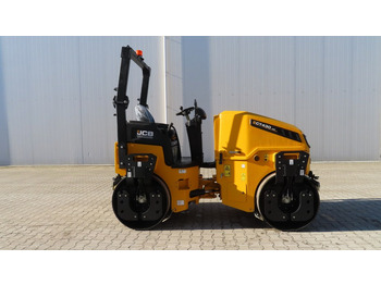 Rouleau compresseur JCB