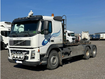 Camion ampliroll VOLVO FM 440