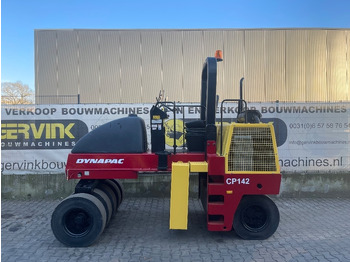 Compacteur à pneus DYNAPAC