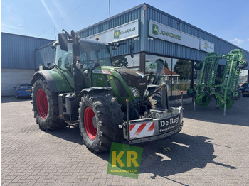 Tracteur agricole FENDT 720 Vario