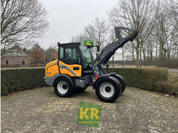 Chargeuse sur pneus GIANT