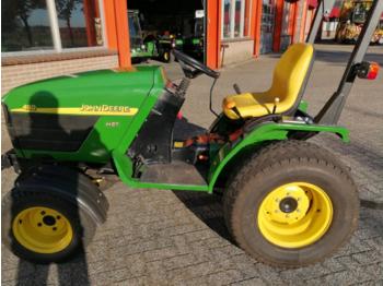 Tracteur agricole John Deere 4110: photos 1