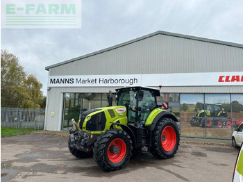 Tracteur agricole CLAAS Axion 830