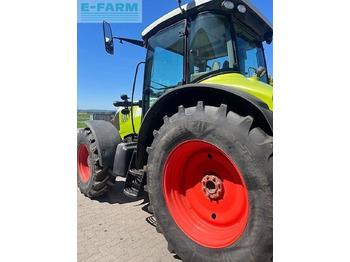 Tracteur agricole CLAAS arion 620: photos 4