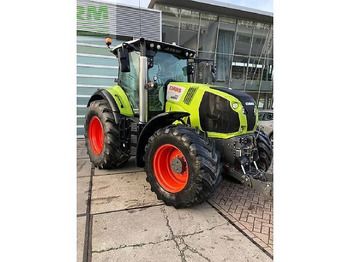 Tracteur agricole CLAAS Arion