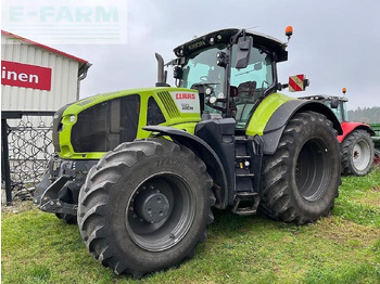Tracteur agricole CLAAS Axion 930