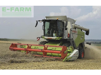 Moissonneuse-batteuse CLAAS