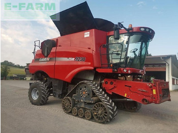 Moissonneuse-batteuse CASE IH Axial-Flow 9230