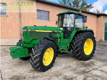 Tracteur agricole JOHN DEERE 4055 Series