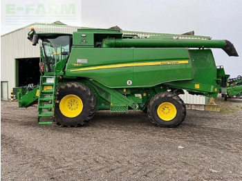 Moissonneuse-batteuse JOHN DEERE T660
