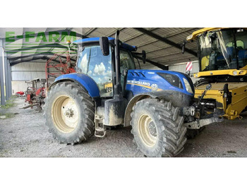 Tracteur agricole NEW HOLLAND T7.225