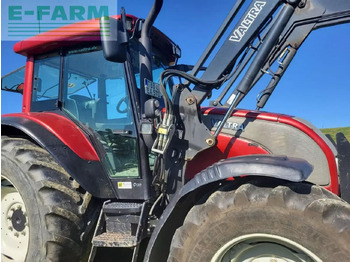 Tracteur agricole Valtra c 130: photos 2