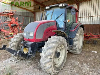 Tracteur agricole VALTRA N111