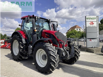 Tracteur agricole VALTRA N154