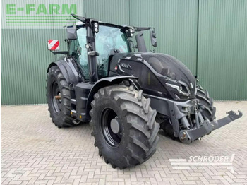 Tracteur agricole VALTRA