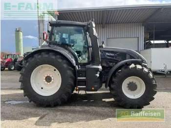 Tracteur agricole VALTRA