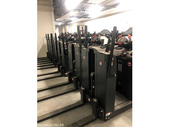 Gerbeur neuf Gerbeur à plateforme élevable: photos 3 Gerbeur neuf Gerbeur à plateforme élevable: photos 3