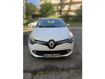 Voiture RENAULT