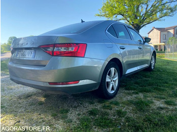Voiture Skoda superb 2l Tdi - 2020 - 408 000km - BON ETAT GENERAL: photos 2