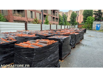 Outil/ Équipement Tuiles Romane Coverland et Sans Super Romane 81 Damiatte: photos 4