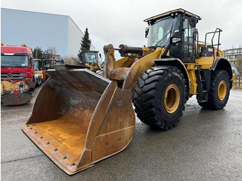 Chargeuse sur pneus CATERPILLAR 966M