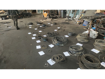 Moteur et pièces Volvo: photos 2