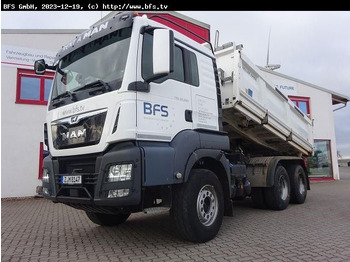 Camion benne MAN TGS 26.500