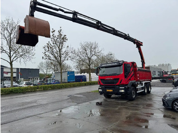 Camion benne IVECO Trakker