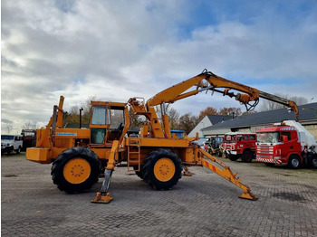 Grue automotrice lente
