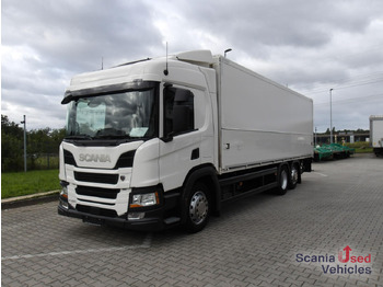 Camion pour le transport de boissons SCANIA P 320