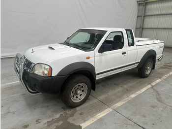 Voiture NISSAN Navara