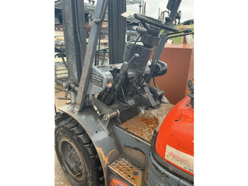 Chariot élévateur 1995 TOYOTA 02 6FDF 30 FORKLIFT: photos 3