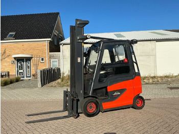 Chariot élévateur LINDE E25