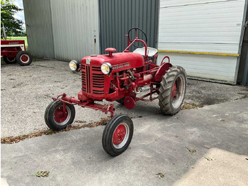 Tracteur agricole