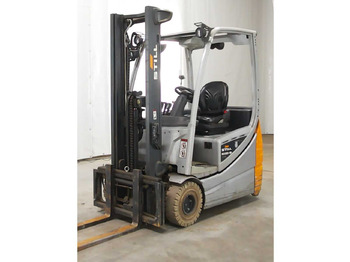 Chariot élévateur STILL RX20