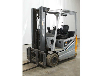 Chariot élévateur STILL RX20