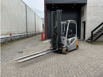 Chariot élévateur STILL RX20