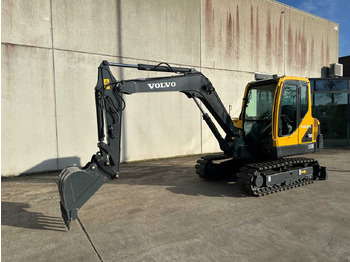 Pelle sur chenille VOLVO EC55B