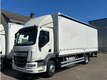 Camion à rideaux coulissants DAF LF 260