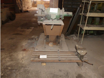 Machine à métaux