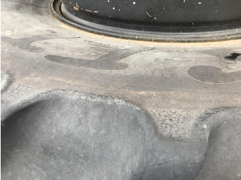 Pneu pour Machine agricole Mitas 680/80R42: photos 5
