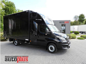 Fourgon grand volume IVECO Daily 35s18