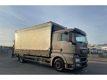 Camion à rideaux coulissants MAN TGX 18.400
